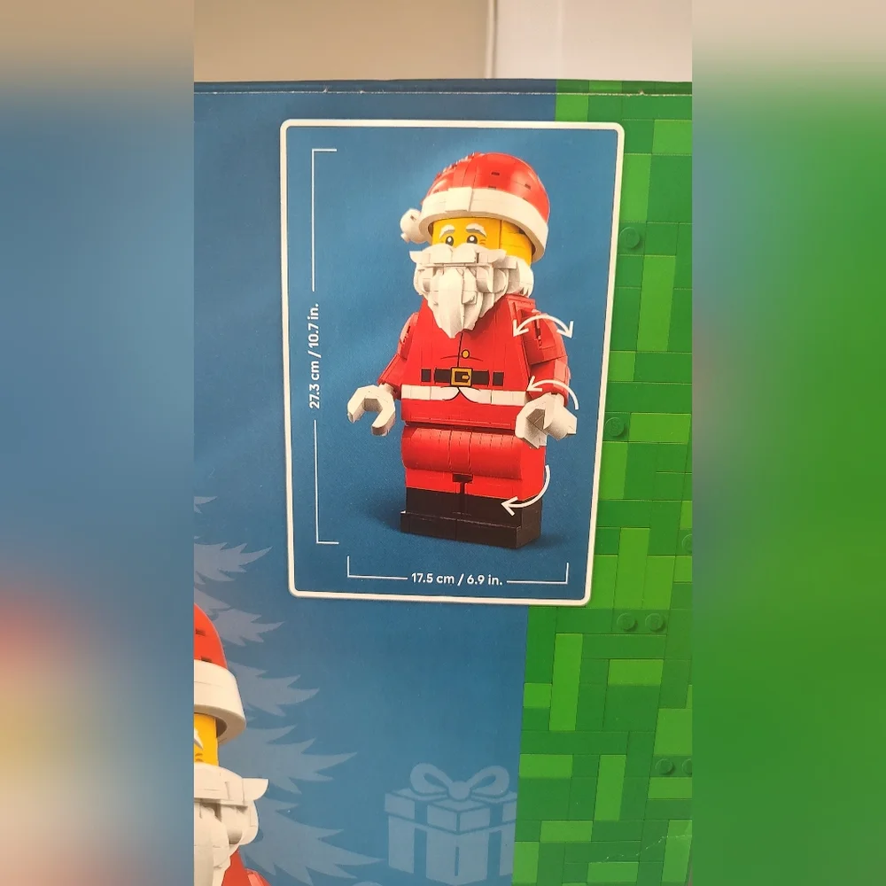 Lego 40820 Up-Scaled Santa Minifigure NWT Building Toy Set